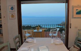 Santa Teresa Gallura Girasole Sul Mare, Centre Top Sea View 7 Pax , Air Conditioning, Wifi Fibra ,Free Garage